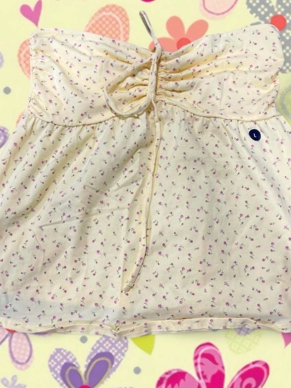 Hollister Butter Yellow Strapless Floral Tube Top! 🤍